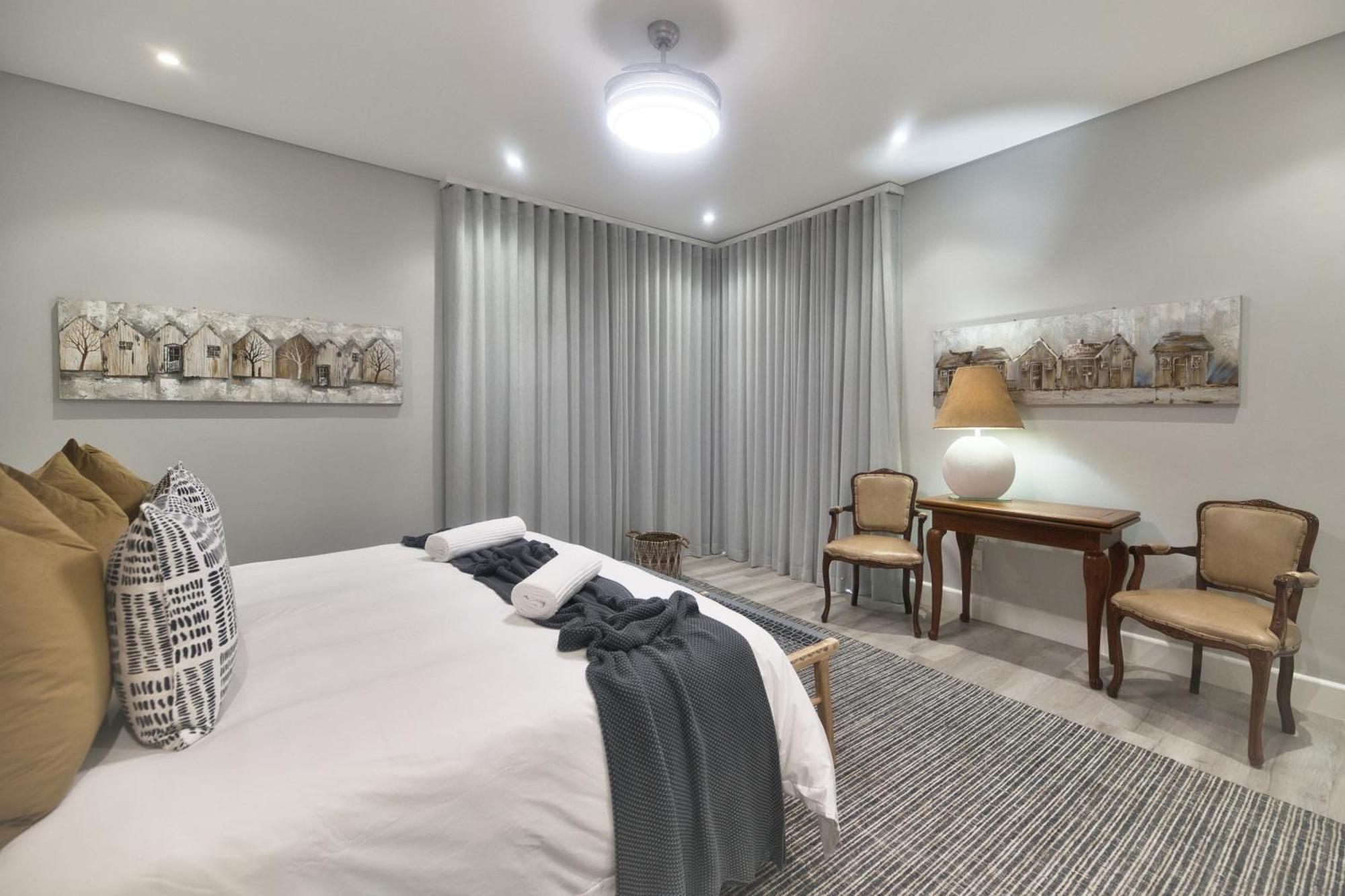 Cliff Haven Hotel Struisbaai Szoba fotó